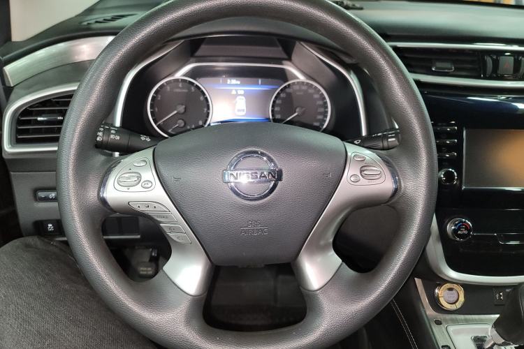Used Nissan Murano 2021 2.5L XE Two-Wheel Drive Elite Edition Steering Wheel