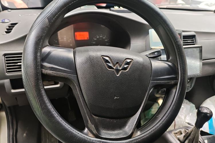 Used Wuling Rongguang 2011 1.2L Base Version