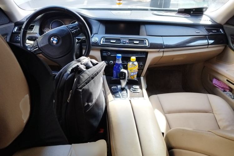 Used BMW 7 Series 2009 730Li Leading Model Center Console