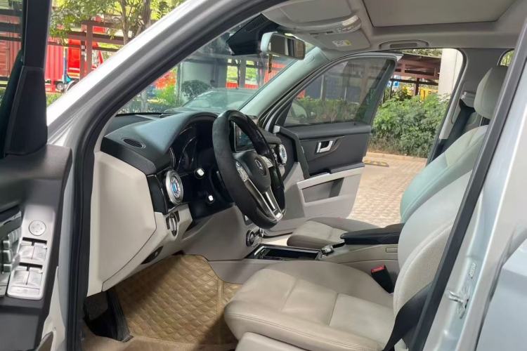 Used Mercedes-Benz GLK-Class 2015 GLK 260 4MATIC Fashion Edition Ultimate Version
