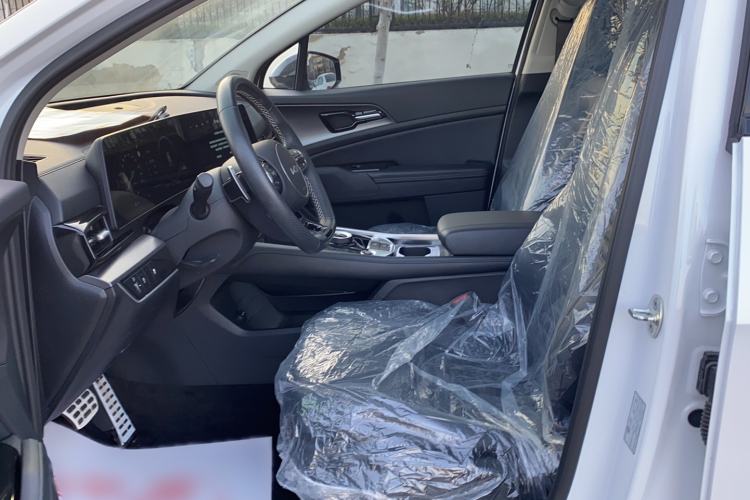 Used Kia Sportage (Chinese Domestic Model) 2023 2.0T Two-Wheel-Drive Prestige Edition