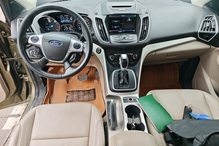 Used Ford Kuga 2013 1.6L GTDi 4x4 Elite Model Center Console