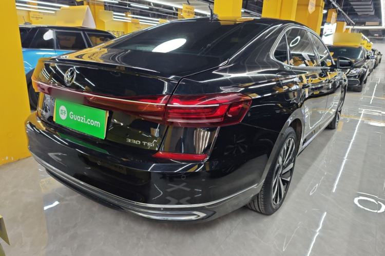 Used Volkswagen Passat 2023 330TSI Starry Elite Edition