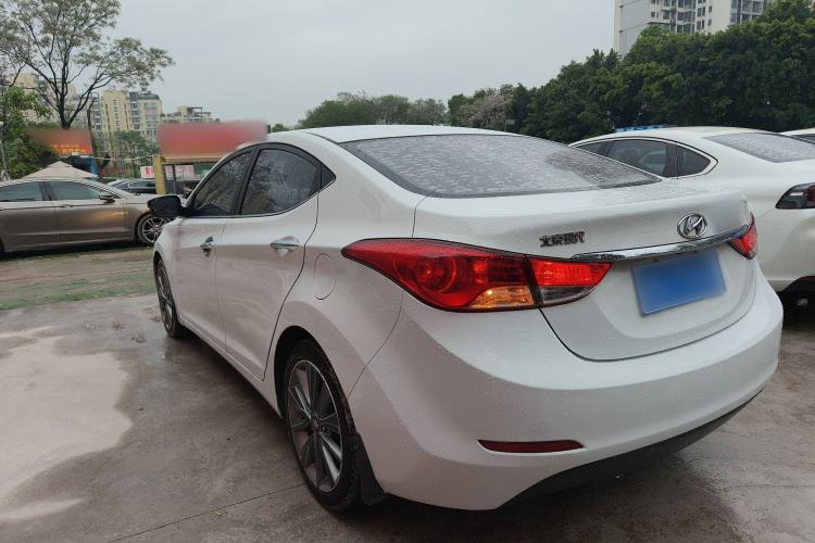 Used Hyundai Elantra (5th Generation / Langdong) 2015 1.6L Automatic Luxury Model Rear Left 45 Deg