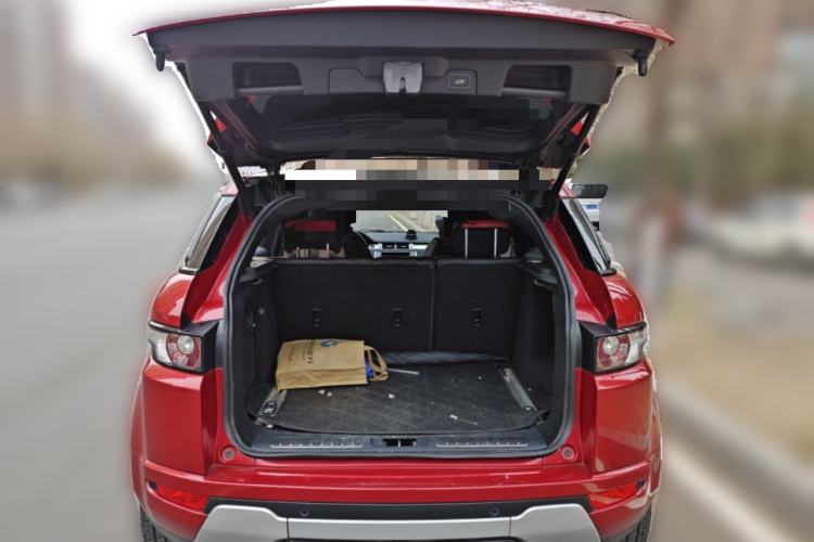 Used Land Rover Range Evoque 2012 2.0T 5-Door Ignite Edition Trunk