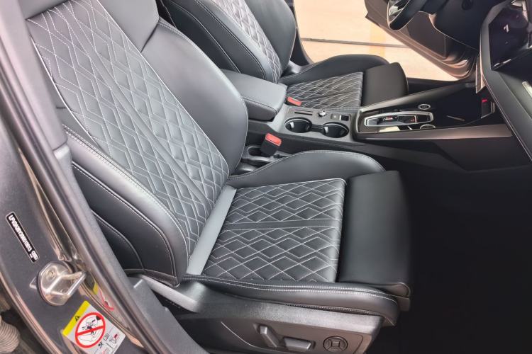 Used Audi A3 2025 A3L Limousine 35TFSI Prestige Edition Right Front Seat