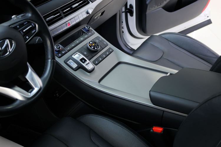 Used Hyundai Palisade 2021 3.5L Automatic 4x4 GLS
