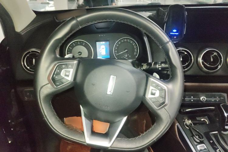 Used Wey VV5 2017 2.0T Ultra-Luxury Version
