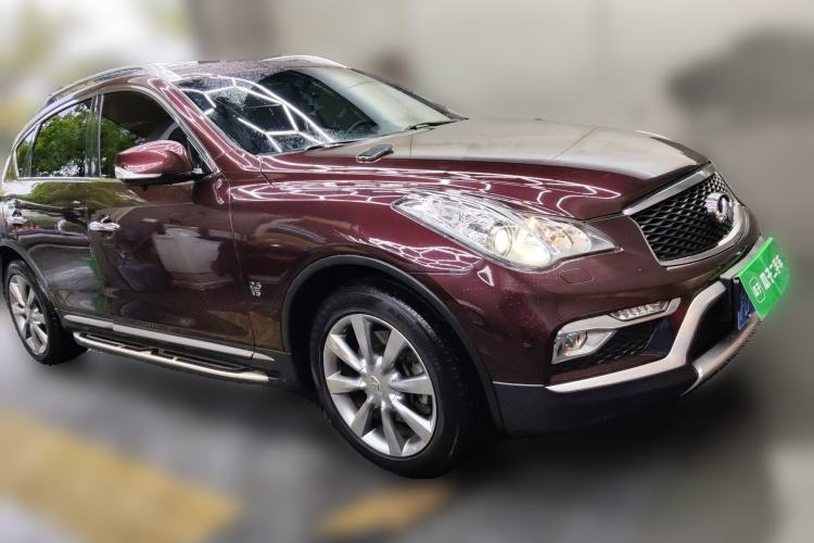 Used Infiniti QX50 2015 2.5L Enjoyment Edition Front Right 45 Deg