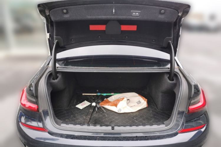 Used BMW 3 Series 2022 325Li M Sport Package Trunk