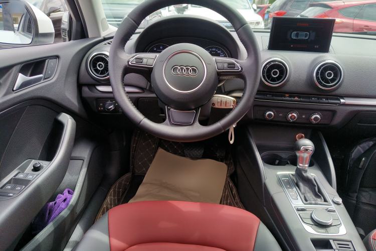 Used Audi A3 2015 Limousine 35 TFSI Millionth Anniversary Intelligent Leading Model