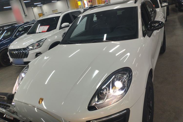 Used Porsche Macan 2017 Macan 2.0T Front