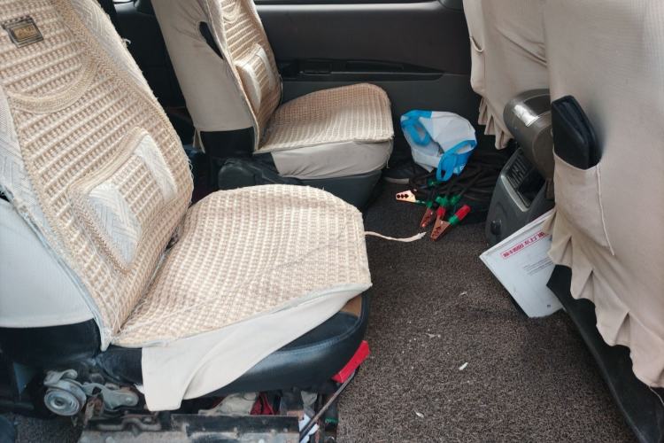 Used FORTHING Lingzhi 2012 Passenger Version 1.6L Comfort Edition
