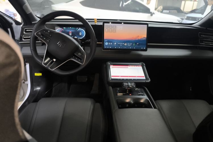 Used BYD Qin L 2024 DM-i 120KM Leading Model