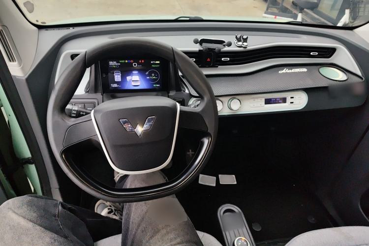 Used Wuling Hongguang MINIEV 2021 Macaron Fashion Model Lithium Iron Phosphate