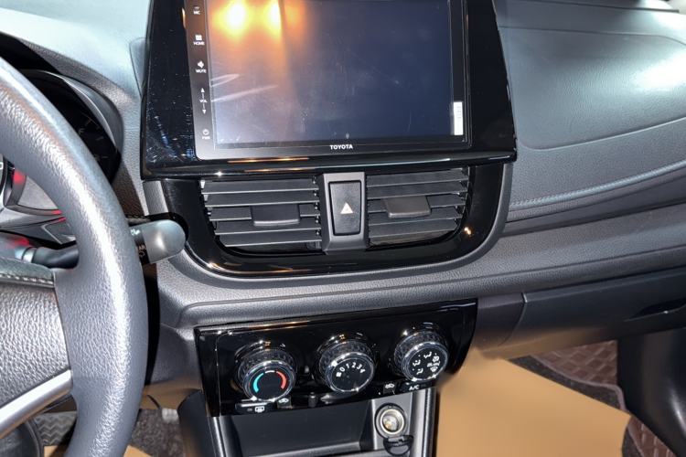 Used Toyota Vios FS 2021 1.5L CVT Fengchi Edition Audio And AC Panel