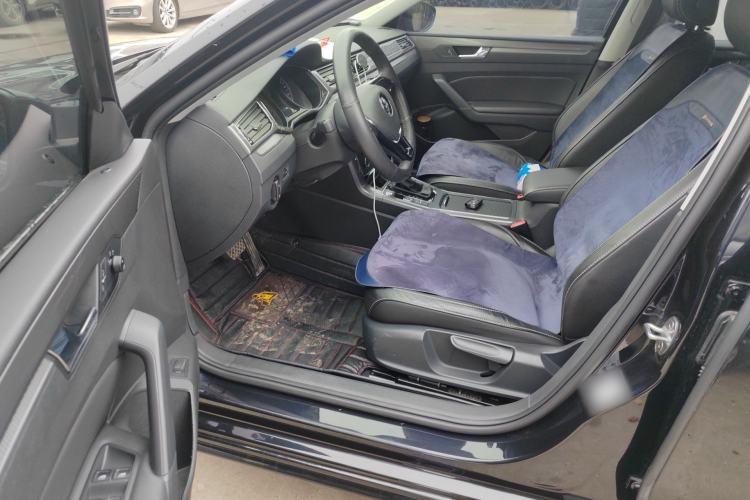 Used Volkswagen Passat  Driver Seat