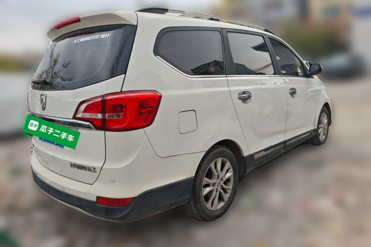 Used Baojun 730 2015 1.8L Manual Luxury Navigation ESP Version 7-seater
