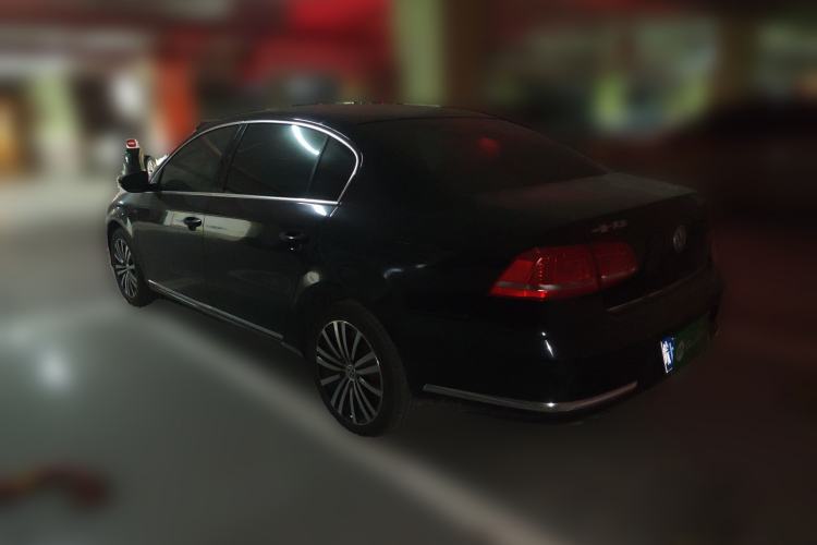 Used Volkswagen Magotan 2012 3.0 FSI Flagship Edition Rear Left 45 Deg