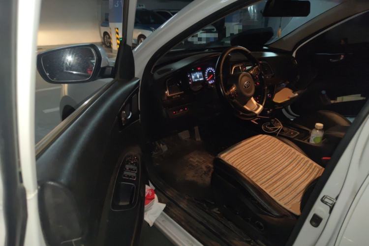 Used Kia K4 2014 1.8L Automatic GLS
