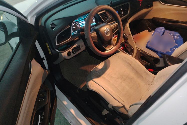 Used Buick GT 2015 15N Automatic Elite Version