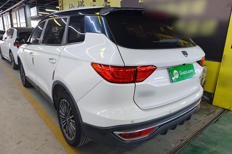 Used Sinotruk VGV U70 2020 1.5T Automatic Smart Luxury 7-Seater Exterior 2