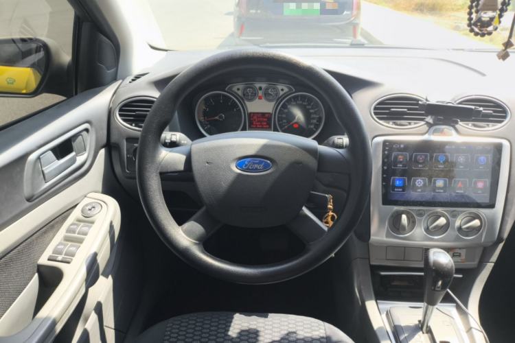 Used Ford Focus 2013 Hatchback Classic 1.8L Automatic Base Model