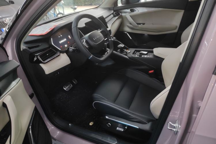 Used Lynk & Co 06 2021 1.5T Shero Pink Special Edition
