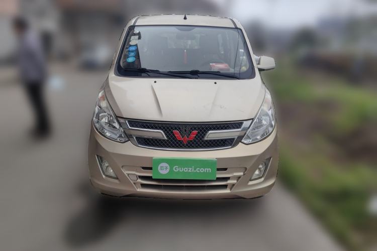Used Wuling Rongguang V 2016 1.5L Standard Version Front