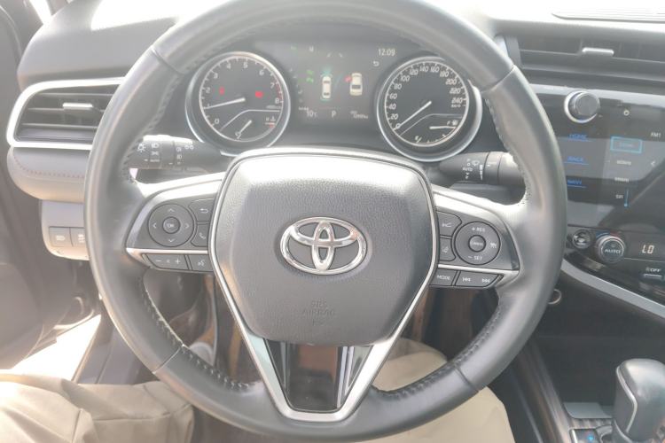Used Toyota Camry 2019 Revised Version 2.5G Luxury Edition