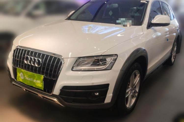 Used Audi Q5 2018 Collector's Edition 40 TFSI Technology Model