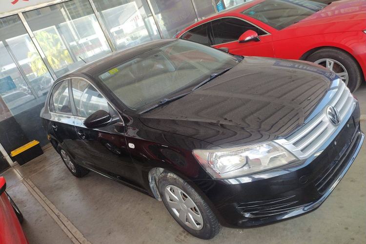 Used Volkswagen Santana 2015 1.6L Manual Fashion Edition Exterior 2