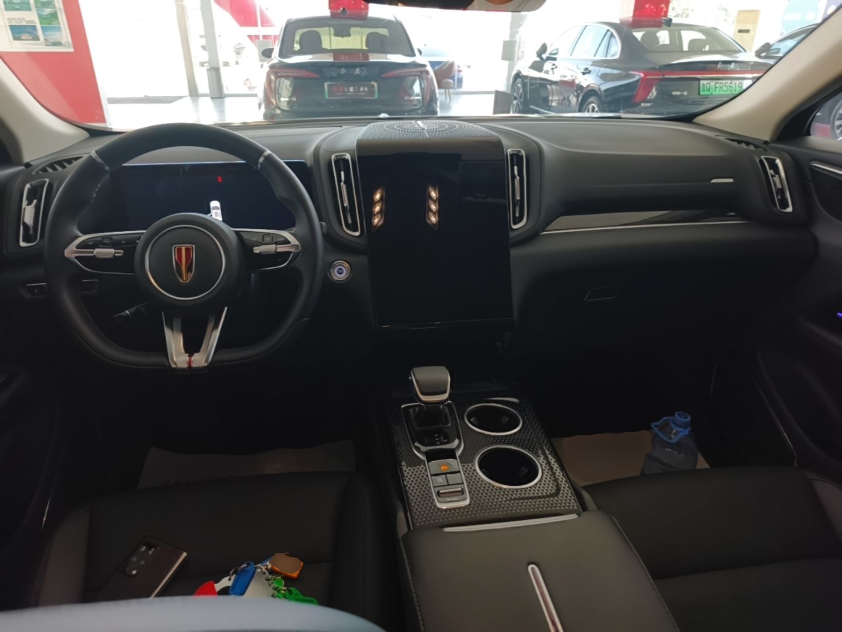 Hongqi HS3 PHEV 2025 Model 117km Jingwei Edition — снимка 12