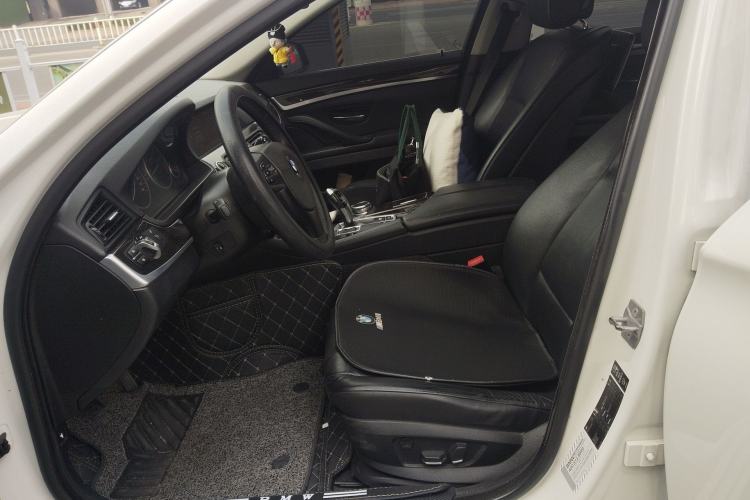 Used BMW 5 Series 2013 525Li Luxury Model