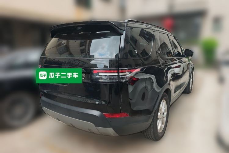 Used Land Rover Discovery 2017 3.0 SC V6 SE Rear Right 45 Deg