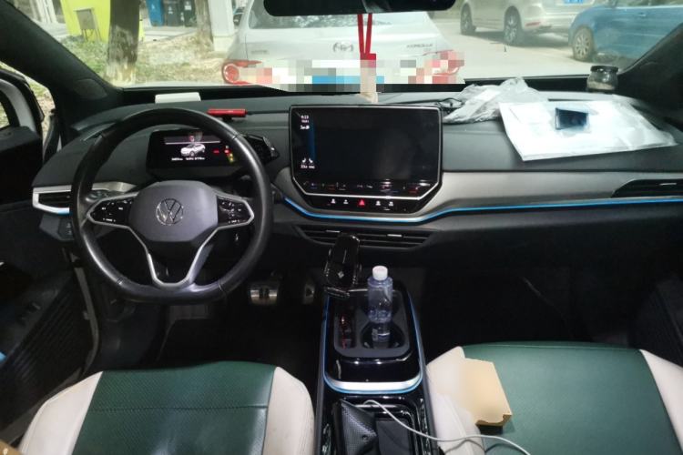 Used Volkswagen ID.4 CROZZ 2022 Long-Range Lite PRO Edition Center Console