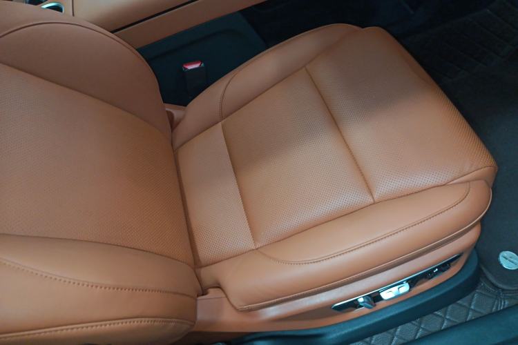 Used Li Auto L8 2023 Pro Model
