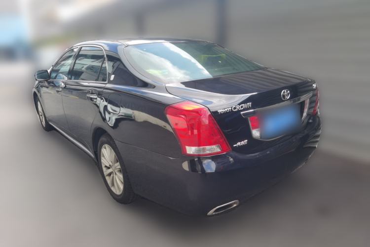 Used Toyota Crown 2010 2.5L Royal Leather Navigation Edition
