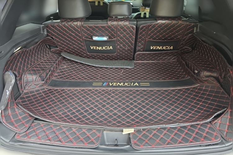 Used Venucia Star 2020 260T Automatic 48V Mild Hybrid Turbocharged Star Edition