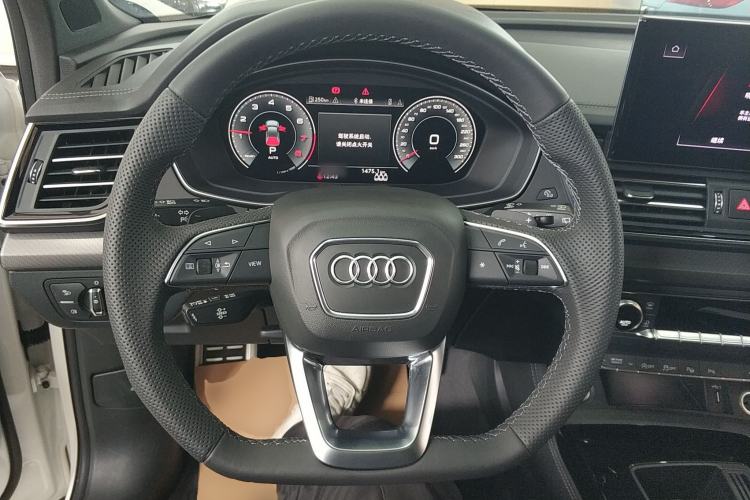 Used Audi Q5L 2024 45 TFSI Luxury Dynamic Model
