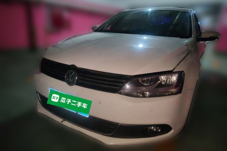 Used Volkswagen Sagitar 2012 1.4TSI Automatic Luxury Edition