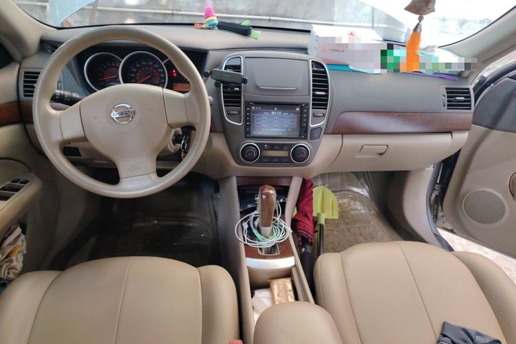 Used Nissan Sylphy 2009 1.6XE Automatic Comfort Edition Center Console