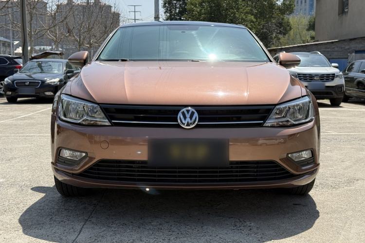 Used Volkswagen Lamando 2017 230TSI DSG Fashion Edition
