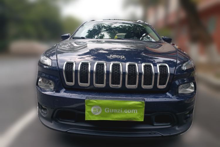 Used Jeep Cherokee 2016 2.0L Superior Edition