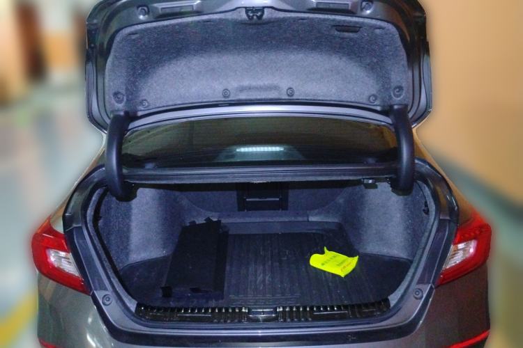 Used Honda Accord 2018 260TURBO Luxury Edition China VI Trunk