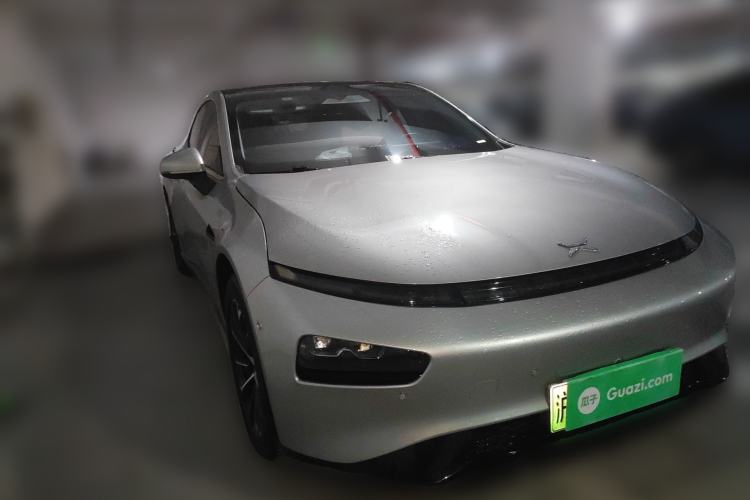 Used XPeng P7 2022 480E Front Right 45 Deg