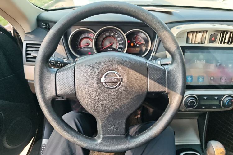 Used Nissan Sylphy 2012 Classic 1.6XE Manual Comfort Edition Steering Wheel