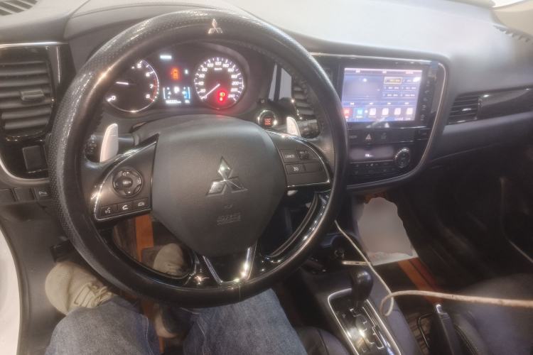 Used Mitsubishi Outlander 2016 2.4L 4x4 Elite Edition 5 Seats