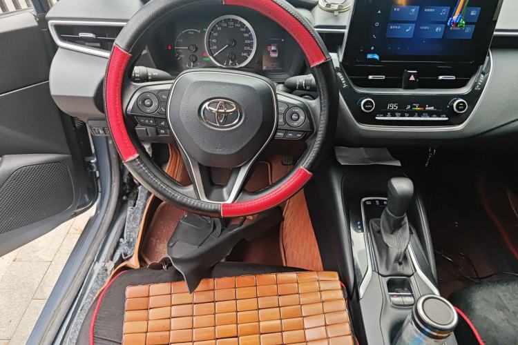 Used Toyota Corolla 2021 Dual-Motor 1.8L E-CVT Elite Edition Steering Wheel