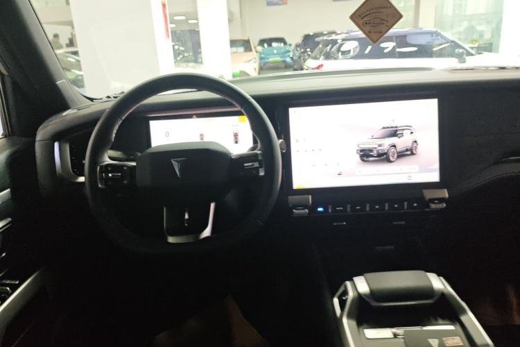 Used Deepal G318 2025 Worry-Free Cross-Country Edition Four-Wheel Drive Distant Mountains Version
